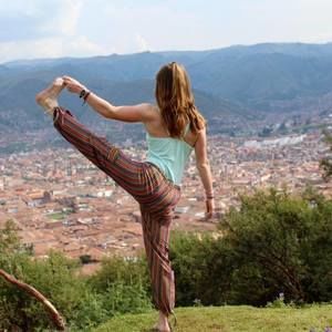 Meet your Posher, Elizabeth